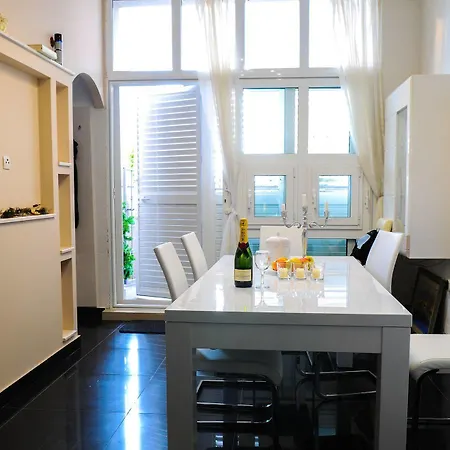 Bb Apartment Podstrana